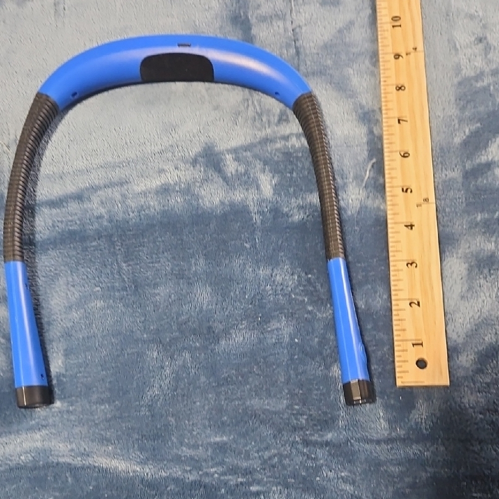 Blue Wearable Neck Light